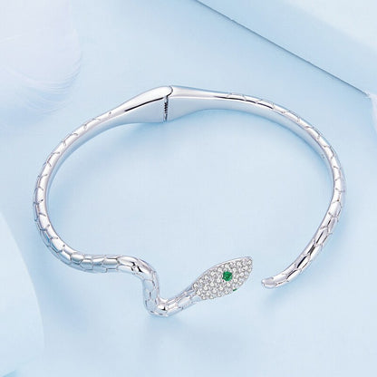 40003 - Elegant Snake Bracelet with Zirconia – Stylish & Luxurious Jewelry