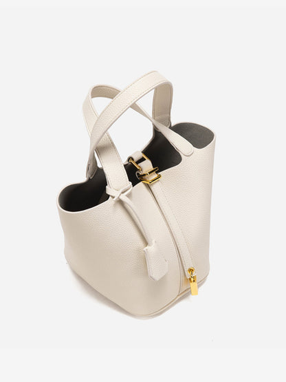 10007 - Claire Chic Bucket Bag – Elegant & Versatile Leather Handbag