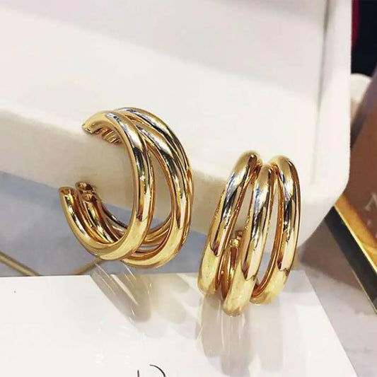 50008 - Triple Hoop Earrings Gold - Elegant Round Hoops