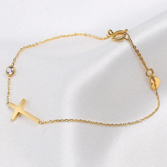 40007 - Cross & Zirconia Bracelet – Elegant & Timeless Jewelry