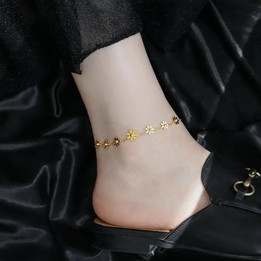 60007 - Delicate Flowers Gold Ankle Bracelet – Elegant Floral Anklet for Women